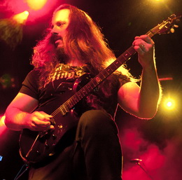 John Petrucci tocando com o G3, no ano passado