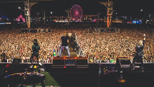 Vista do público do show do Guns N'Roses no encerramento da quarta noite dessa edição do Rock In Rio 